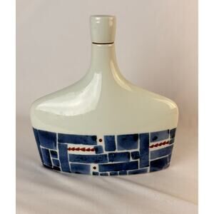 RARE HANDMADE VINTAGE BLUE AND WHITE CERAMIC 7" SAKE VESSEL